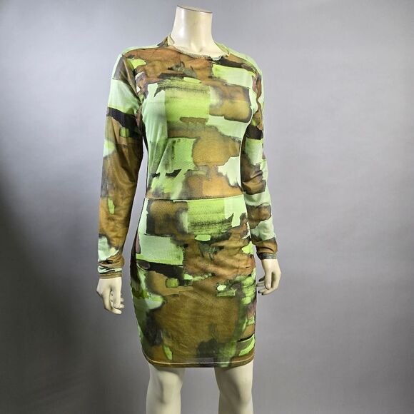 Vici Dresses & Skirts - Vici medium dress nwt R9